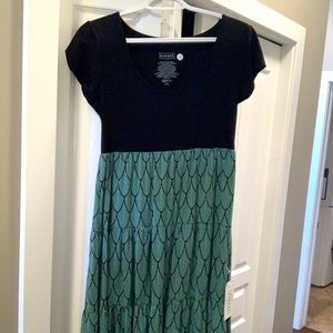 NWT size Large Kickee Pants Dress
